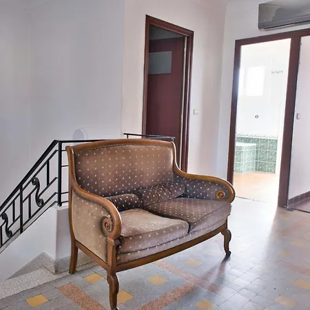 Charming And Spacious House In 3* Perpignan